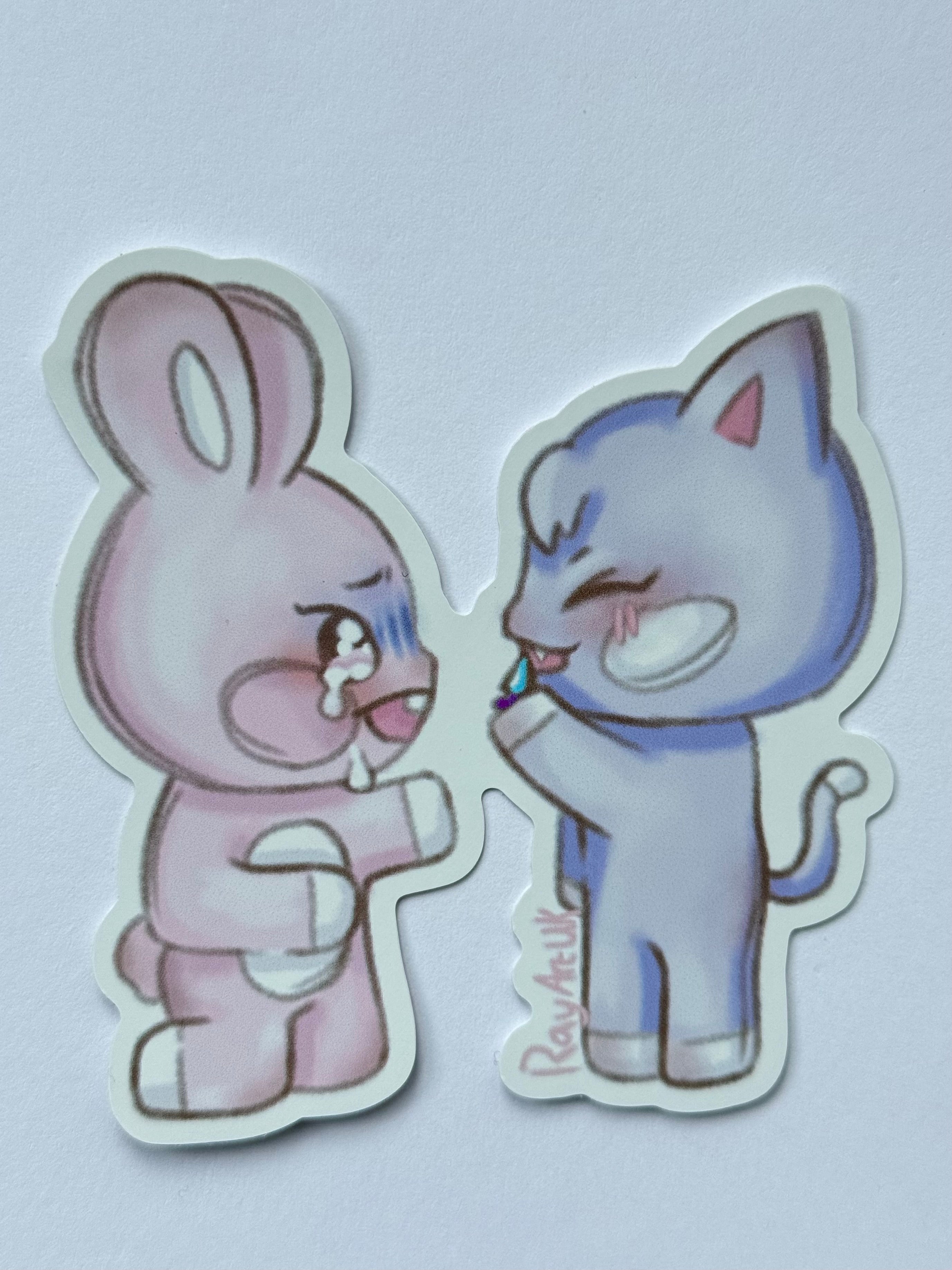 Kpop animal stickers (the strawberry cake saga)